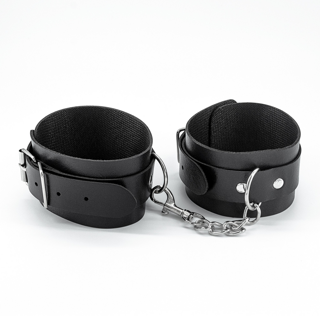 Punisher - 8 Piece Bondage Kit - Black - Image 4