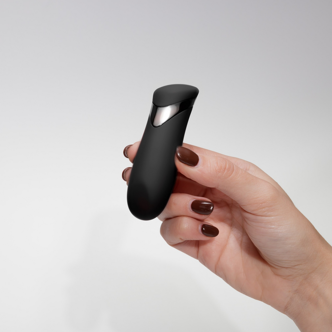 Blinders - Rechargeable Vibrating Bullet - Black - Image 8