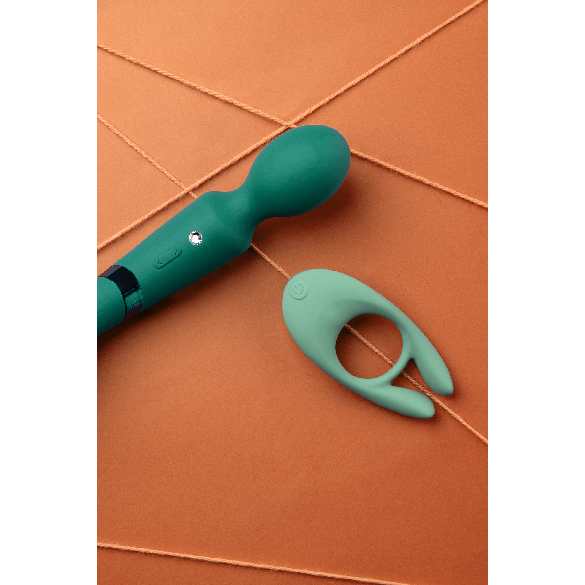 Double-Sided Vibrating Wand - Green Gable - Image 7