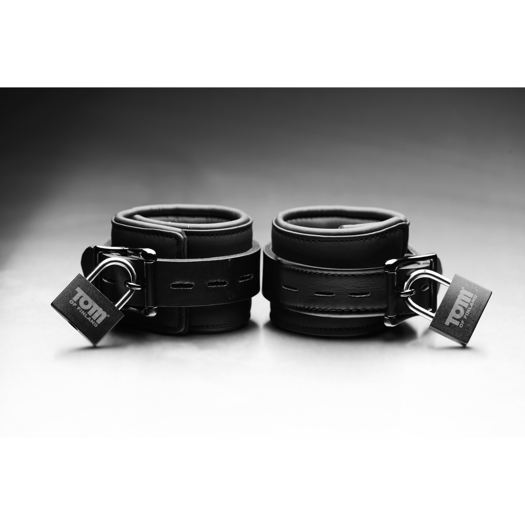 Neoprene Handcuffs with Lock - Image 5